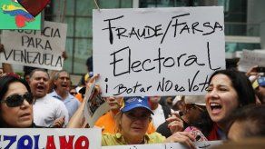 Venezolanos en el mundo denuncian fraude en las elecciones presidenciales