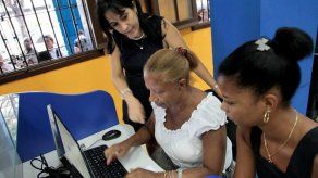 Cuba y firma de comunicaciones de EEUU acuerdan operaciones