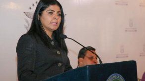 Pleno cita a ministra de Trabajo por contratación de extranjeros en obras del Estado Pleno cita a ministra de Trabajo por contratación de extranjeros en obras del Estado