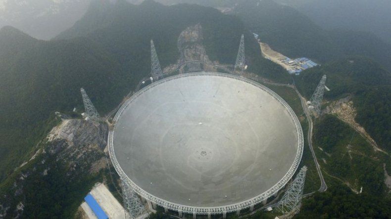 El mayor telescopio del mundo descubre dos púlsares tras un año de operación