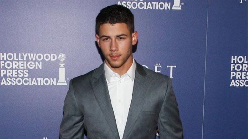 Nick Jonas se quita su anillo de castidad