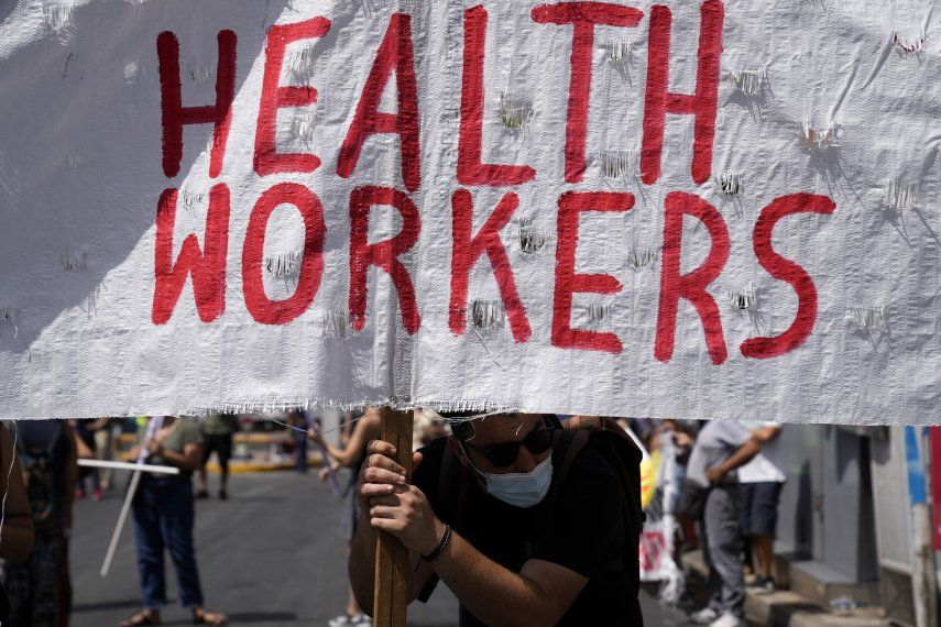 El sindicato de trabajadores de hospitales públicos dijo que aunque respalda la vacunación