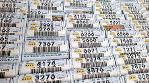 Los funcionarios de la Lotería se aprovechaban de sus posiciones en la entidad para apoderarse ilícitamente de los billetes y chances premiados.