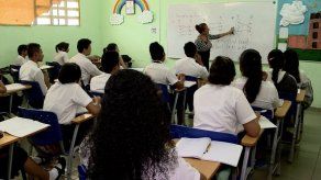 Jornada única en 100 escuelas este 2017 será un fracaso: Montero