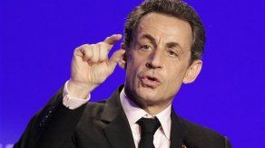 Sarkozy asusta a su propio partido con su estrategia