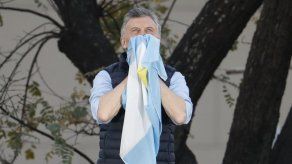 Macri busca del voto de argentinos ante Fernández en debate