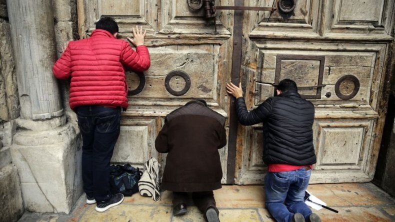 Alcalde Jerusalén intenta resolver crisis de Santo Sepulcro