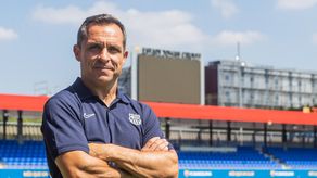Sergi Barjuan, será el técnico provisional del Barcelona
