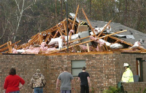 Tormentas causan 3 muertes en Navidad en EEUU