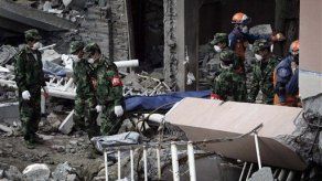 China interrumpe relevo de antorcha por duelo nacional