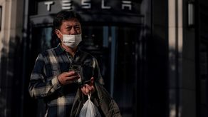 El Consejo de Relaciones Estadounidenses-Islámicas, una organización estadounidense con sede en Washington, D.C., pidió el lunes a Tesla y a su presidente, Elon Musk, que cierren el salón y “pare el equivalente al apoyo económico al genocidio.