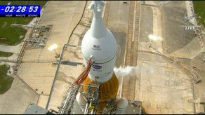 NASA resguarda cohete que iba a ser lanzado a la Luna por huracán Ian
