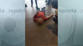 De acuerdo con la familia del pasajero, el diagnóstico médico revela trauma encefálico severo y edema cerebral.