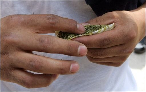 Hombre dice que iba usar marihuana como compota