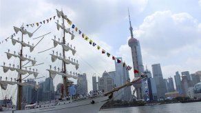El buque mexicano Cuauhtémoc lleva su mensaje de paz al puerto de Shanghái
