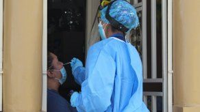 El Ministerio de Salud (Minsa) anunció una flexibilización del toque de queda y nuevas reaperturas debido a que en las últimas semanas se han reportado índices favorables en el número de casos positivos de covid-19 reportados.
