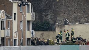 El jefe de policía Robin Smith dijo que no se han identificado formalmente los cuerpos.