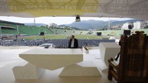 Sarajevo se apresta a recibir al papa Francisco Sarajevo se apresta a recibir al papa Francisco