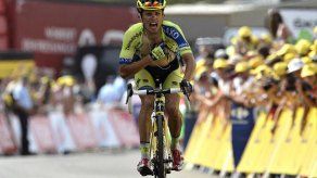 Majka homenajea a Contador y Nibali da otro paso hacia París