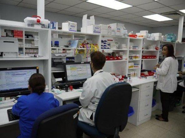 Frías propone renuncia de titulares de Minsa y CSS por muertes a raíz de desabastecimiento
