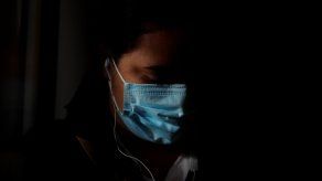 La vacuna anticovid no evita el contagio del virtus, sin embargo reduce la posibilidad de hospitalización y muerte por la enfermedad.