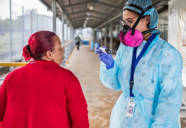 Canal de Panamá mantiene su tránsito protegiendo a su fuerza laboral
