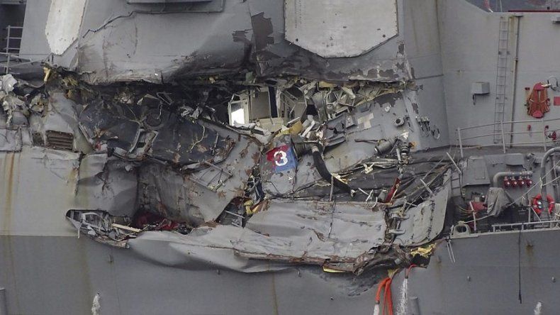 Japón investiga demora del aviso de colisión con buque EEUU