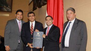 Aprueban Ley que exime los recargos en cancelación de tributos morosos