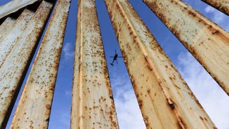 Trump: “Haré todo lo que sea necesario” para tener un muro