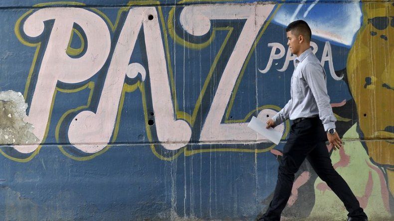 Amplia mayoría de los colombianos cree que la implementación de la paz va mal