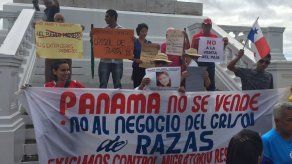 Realizan manifestación en la Cinta Costera para exigir mayor control migratorio