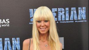 Tara Reid se queja en un avión al no recibir un asiento junto a la ventanilla