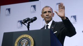 Obama anuncia despliegue de 300 militares en Camerún