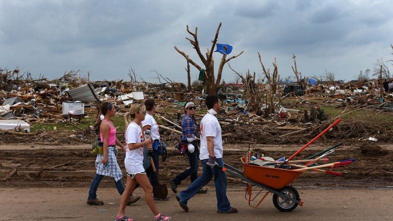 Lluvias, granizo y posibles tornados golpean sur de Texas