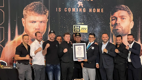 Canelo Álvarez y sus hermanos ganan Récord Guinness.