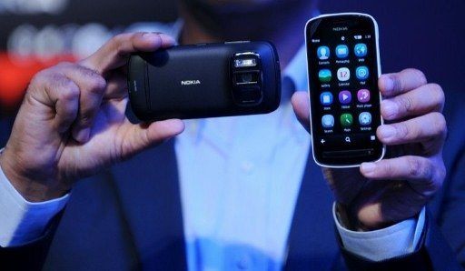 Nokia admite no supo anticipar éxito de teléfonos inteligentes