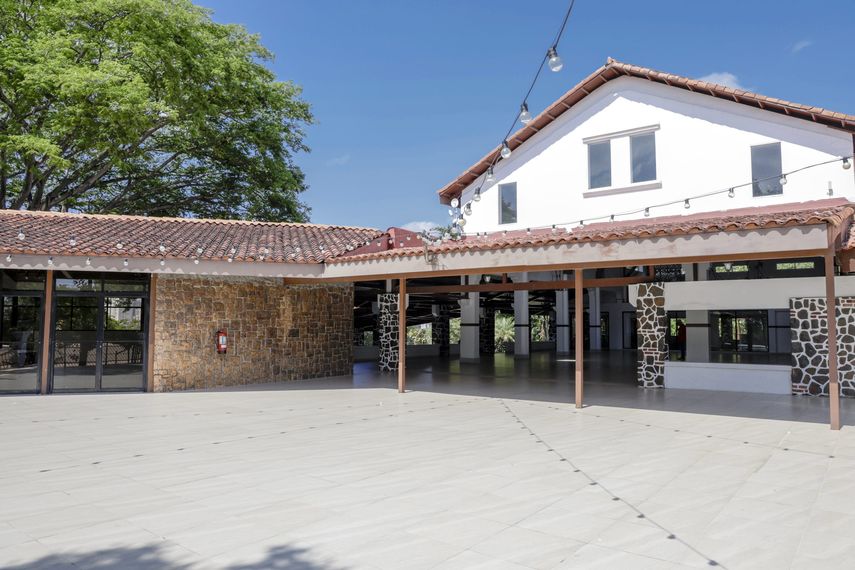 Despacho de la Primera Dama habilita centro de acopio