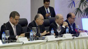 Suspendida reunión de diálogo entre gobierno y oposición de Venezuela
