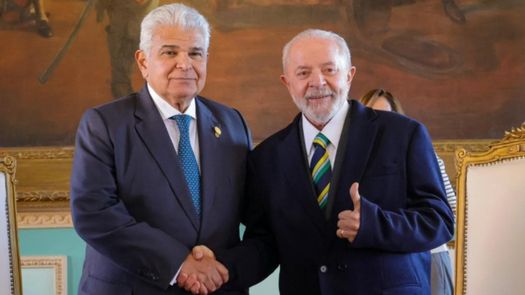 Panamá felicitó a Lula da Silva por su triunfo en las elecciones presidenciales. Panamá felicitó a Lula da Silva por su triunfo en las elecciones presidenciales.