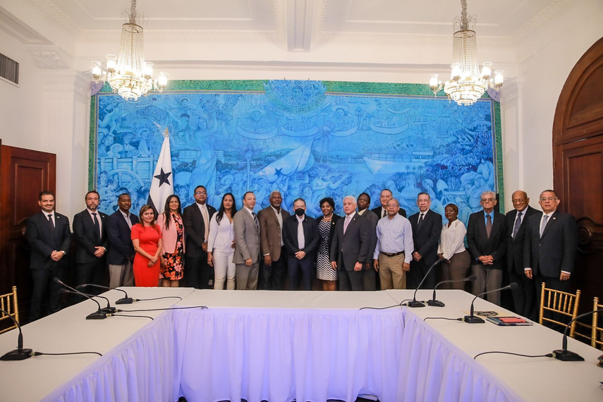 Instalan Consejo Directivo de la Corporación para el Desarrollo Integral de Colón