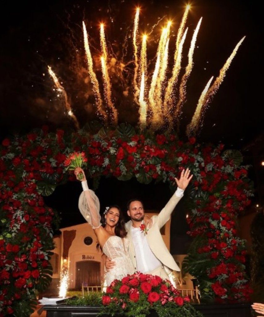 Sheldry Sáez se casa por lo civil y comparte su alegría