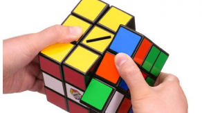 El cubo mágico de Rubik cumple 40 años seduciendo con su compleja sencillez