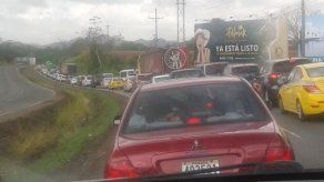Tranque en la vía Interamericana en segundo día de Carnaval