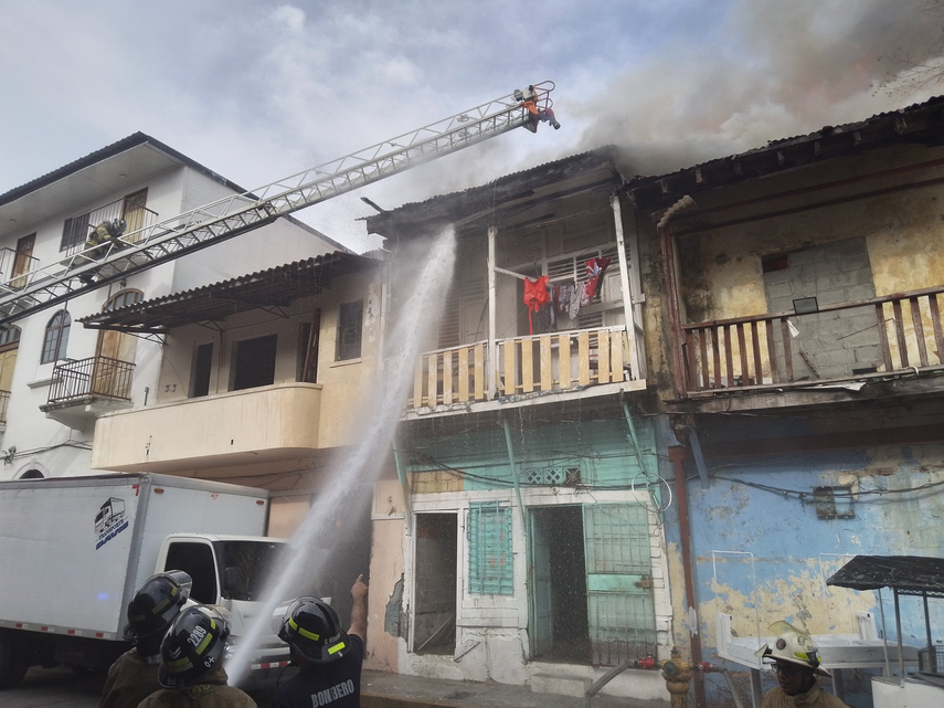 Residencia se incendia&nbsp;