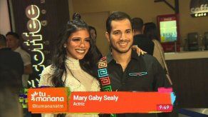 Celebran la premier de Locos Al Poder