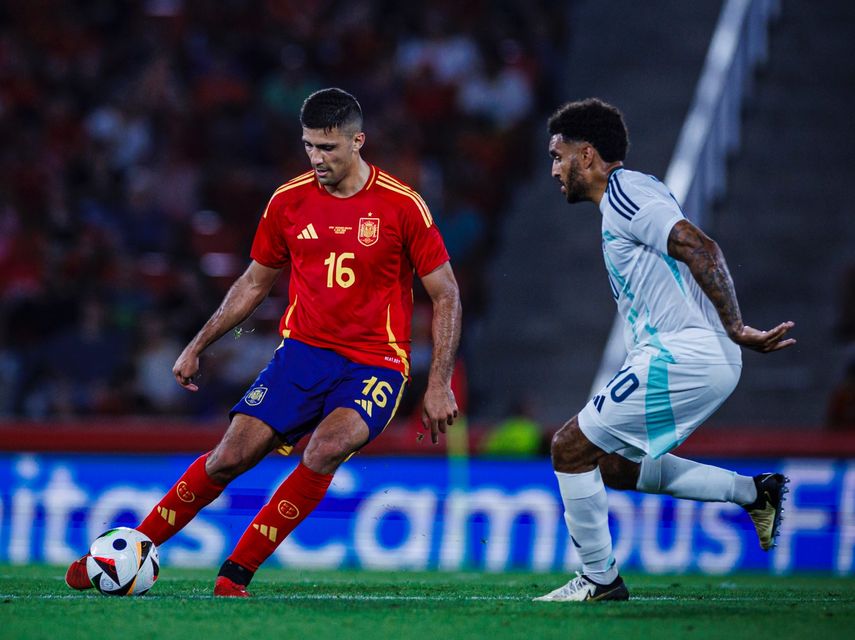 España golea y ya piensa en la Eurocopa 2024