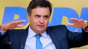 Rousseff y Neves acortan distancias en presidenciales