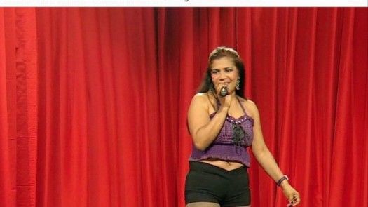 Buscando a la doble de Sandra Sandoval