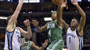 Thomas logra récord con 44 puntos; Celtics ganan en prórroga
