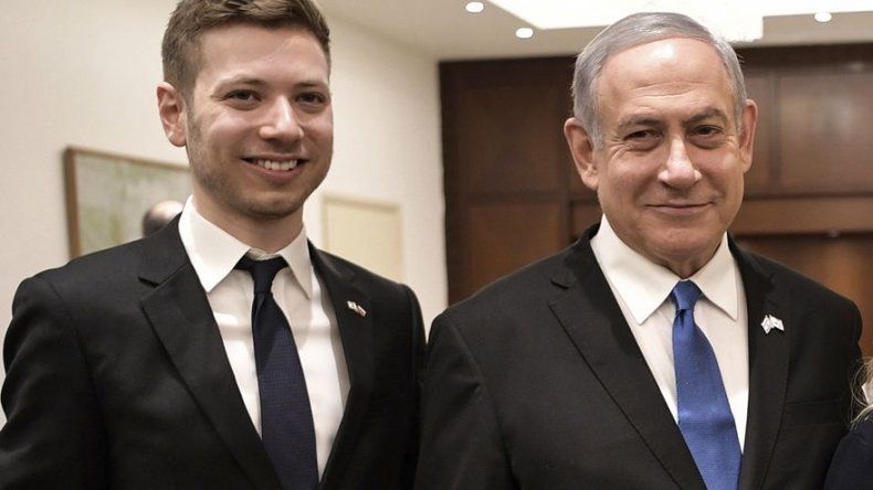 ARON HELLER